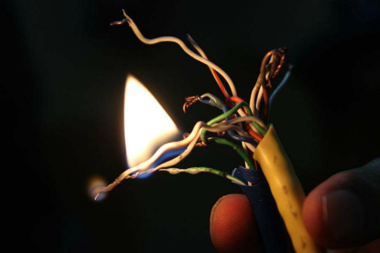 有些电缆为什么会起火爆炸,河...